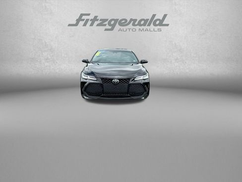 Used 2019 Toyota Avalon Touring w/ Advanced Safety Package FWD image 2