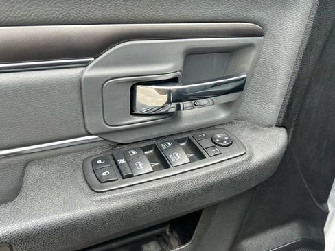 Used 2023 RAM 1500 Classic SLT w/ Electronics Group AWD/4WD image 17