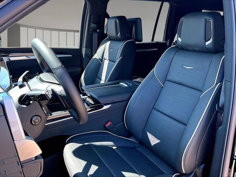 New 2026 Cadillac Escalade ESV Luxury w/ Touring Package AWD/4WD image 9