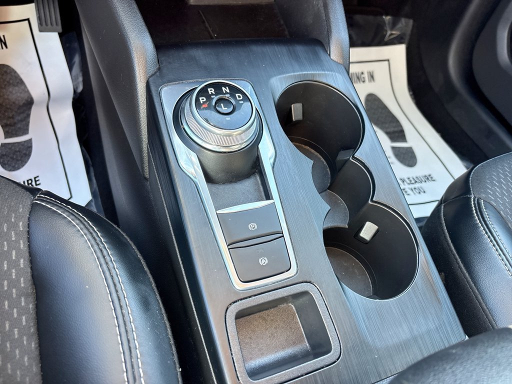 Used 2025 Ford Escape SE FWD image 35