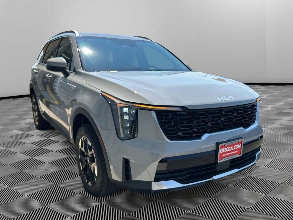 New 2026 Kia Sorento S AWD/4WD image 3