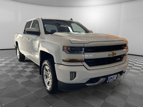 Used 2018 Chevrolet Silverado 1500 LT w/ All Star Edition AWD/4WD image 7