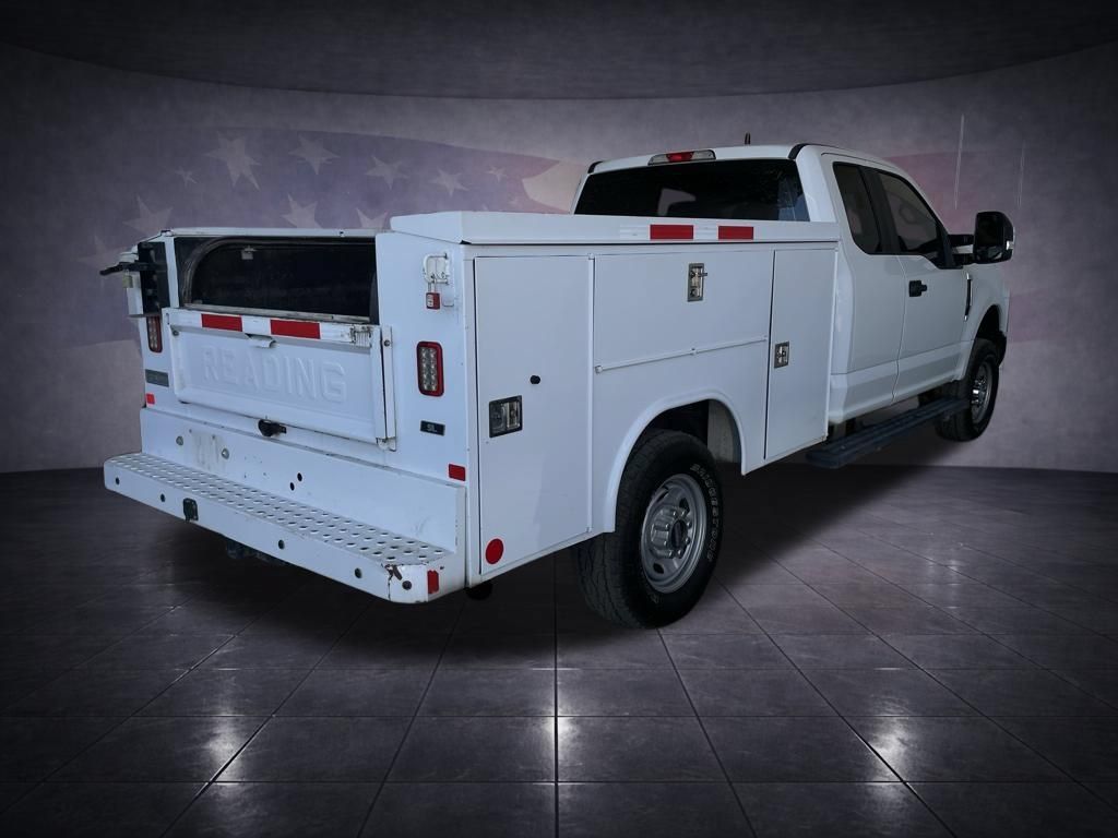 Used 2018 Ford F250 XL w/ Power Equipment Group AWD/4WD image 5