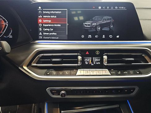 Used 2022 BMW X5 xDrive40i AWD/4WD image 10