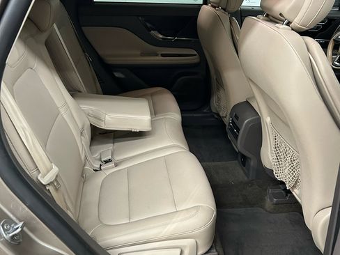 Used 2020 Lincoln Corsair FWD w/ Premium Package image 36