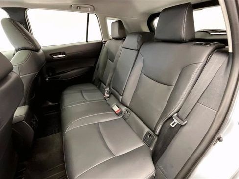Used 2026 Toyota Corolla Cross XLE w/ Convenience Package AWD/4WD image 20