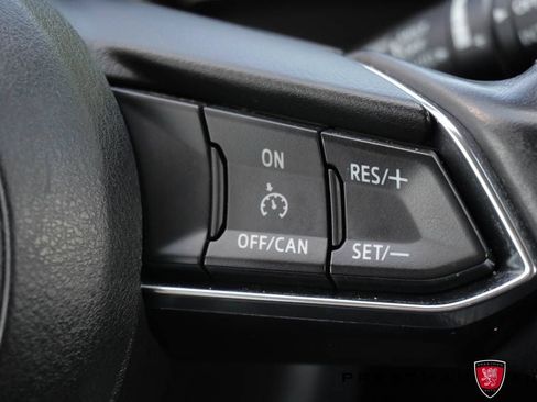 Used 2018 MAZDA MAZDA3 Touring FWD image 22