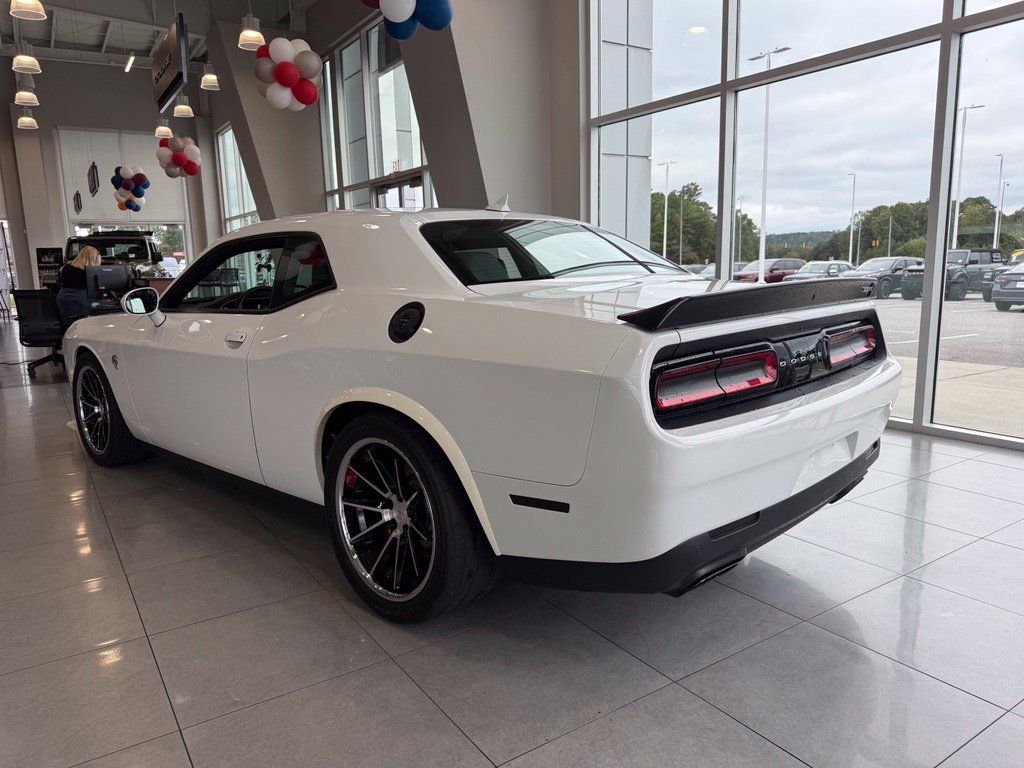 Used 2023 Dodge Challenger SRT Hellcat RWD image 3