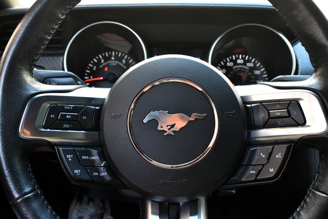 Used 2022 Ford Mustang Coupe RWD image 22