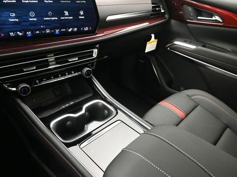 New 2026 Chevrolet Traverse RS FWD image 33