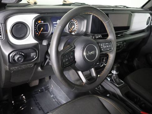Used 2024 Jeep Wrangler Unlimited Sport AWD/4WD image 25