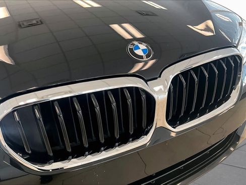 Used 2023 BMW 530i w/ Convenience Package RWD image 27