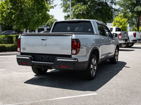 Used 2017 Honda Ridgeline RTL image 10