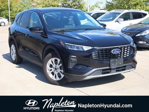 Used 2023 Ford Escape Active w/ Tech Pack #2 image 1