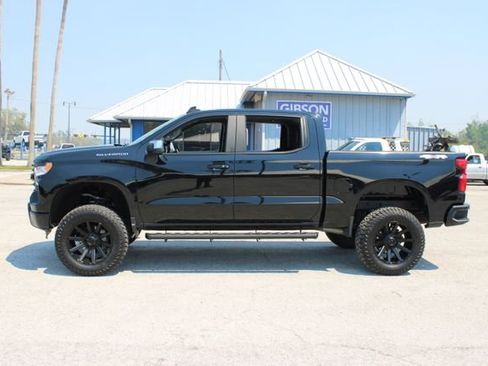 Used 2025 Chevrolet Silverado 1500 LT AWD/4WD image 6