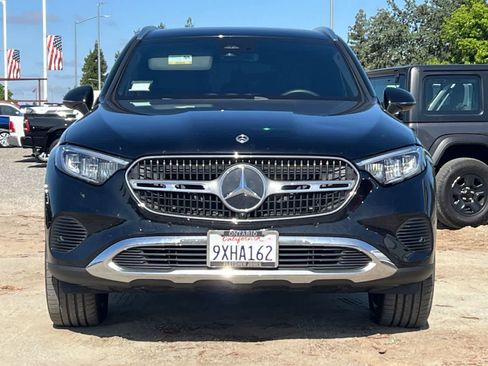Used 2025 Mercedes-Benz GLC 300 image 11
