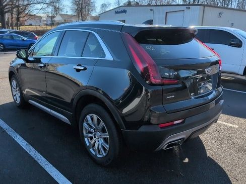 Used 2023 Cadillac XT4 Premium Luxury image 12