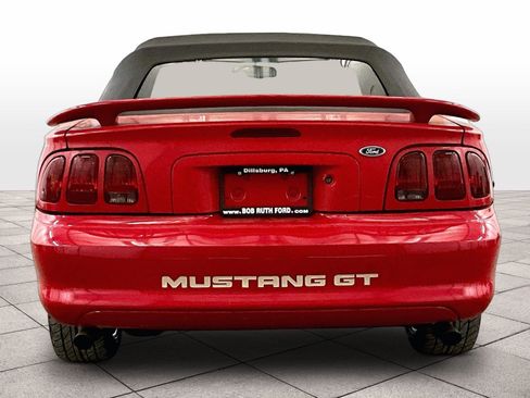 Used 1998 Ford Mustang GT RWD image 4