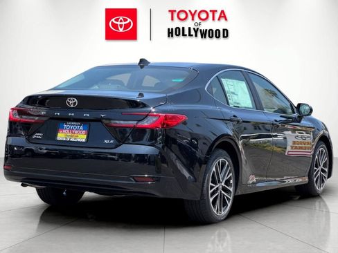 New 2026 Toyota Camry XLE AWD/4WD image 4
