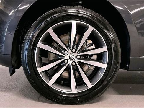 New 2026 Jaguar F-PACE R-Dynamic S AWD/4WD image 10
