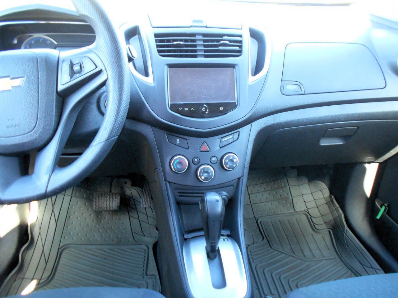 Used 2016 Chevrolet Trax LS AWD/4WD image 11
