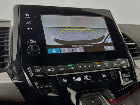 Certified 2023 Honda Odyssey Sport image 13