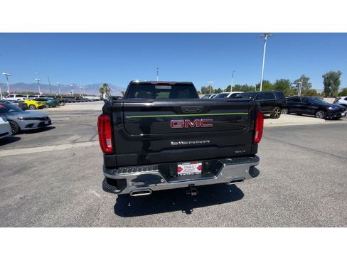 Used 2020 GMC Sierra 1500 SLT w/ SLT Premium Plus Package AWD/4WD image 7