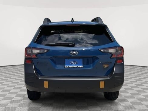 Used 2025 Subaru Outback Wilderness AWD/4WD image 14