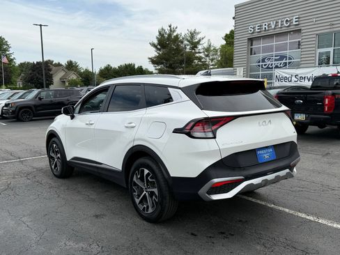 Used 2023 Kia Sportage EX AWD/4WD image 4