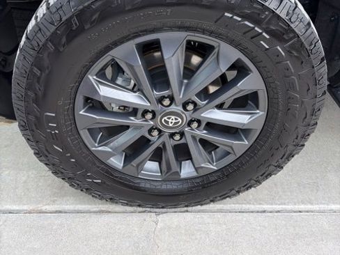 Used 2025 Toyota Land Cruiser w/ Premium Package image 31