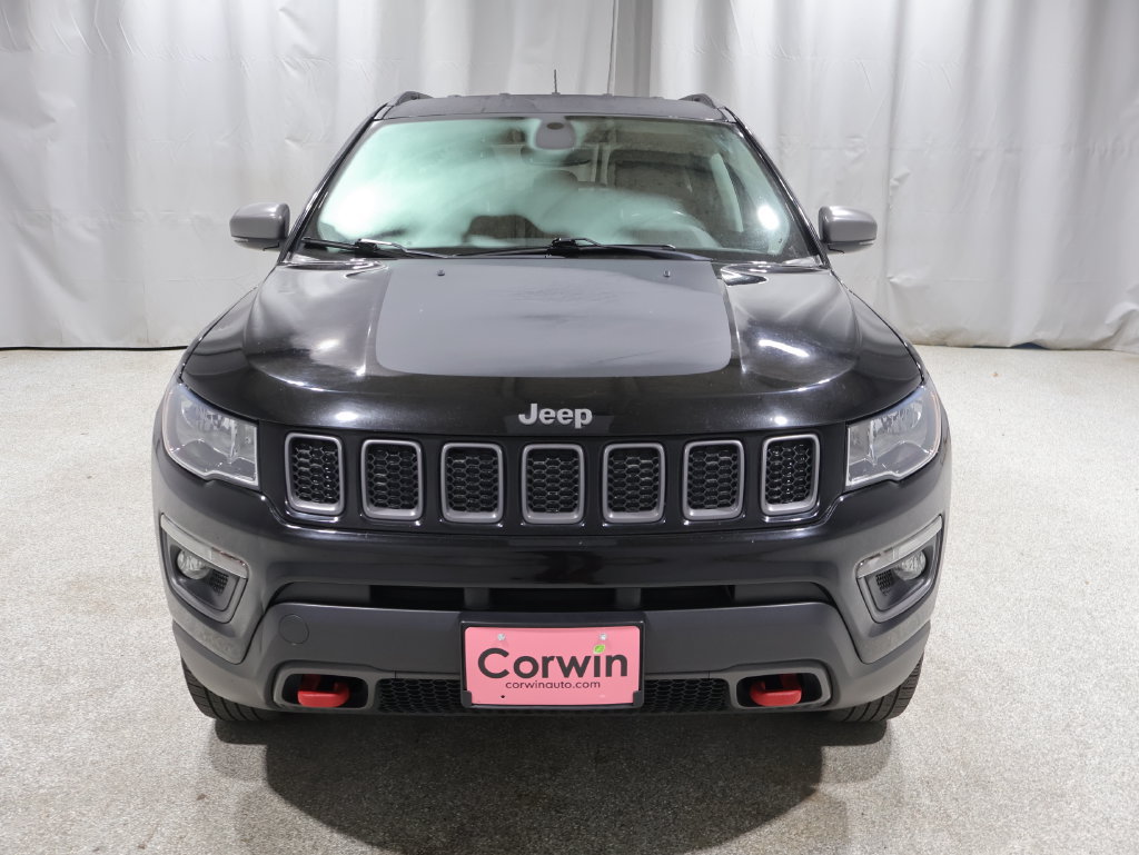 Used 2019 Jeep Compass Trailhawk w/ Leather Interior Group AWD/4WD image 8