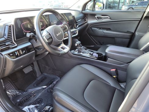 Used 2023 Kia Sportage EX FWD image 18