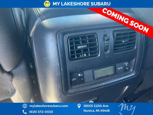 Used 2020 Nissan Pathfinder SV AWD/4WD image 14