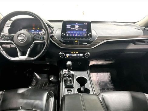 Used 2019 Nissan Altima 2.5 Platinum image 7