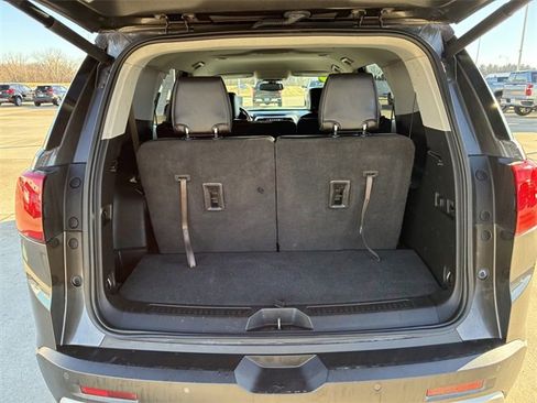 Used 2019 GMC Acadia SLT w/ LPO, Cargo Package image 14