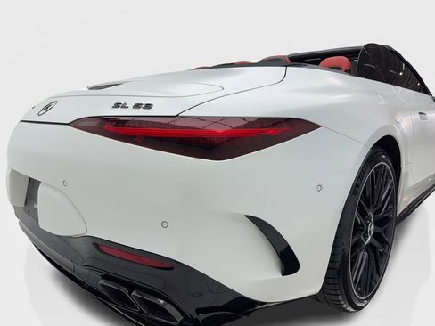 Used 2022 Mercedes-Benz SL 63 AMG SL 63 AMG AMG NIGHT PKG,NAV,CA w/ AMG Aerodynamic Package image 7