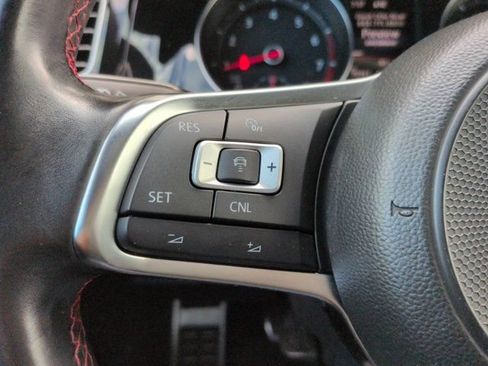 Used 2018 Volkswagen GTI Autobahn FWD image 24