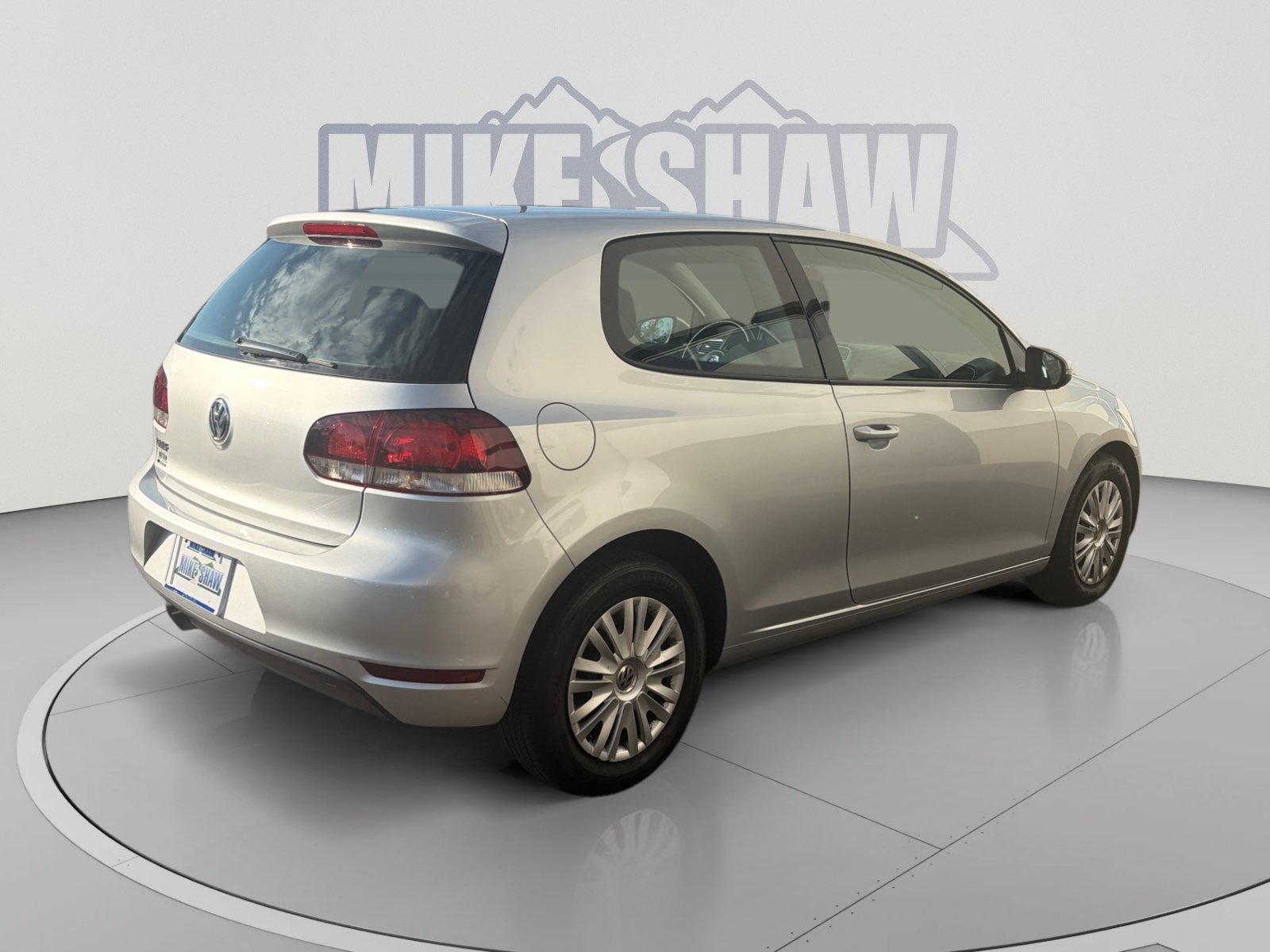 Used 2012 Volkswagen Golf 2-Door FWD image 5