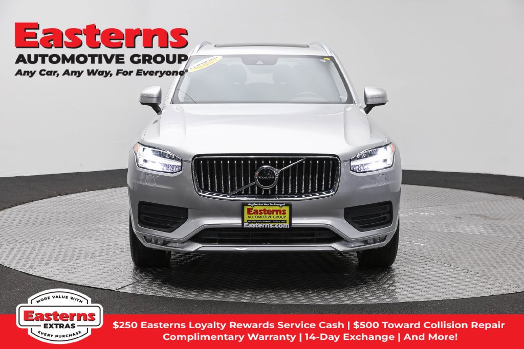 Used 2022 Volvo XC90 T5 Momentum AWD/4WD image 3