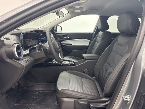 New 2026 Chevrolet Trax LT w/ Driver Confidence Package FWD image 23