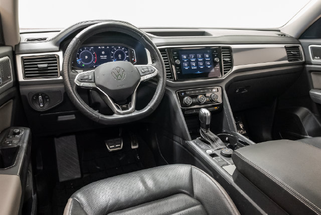 Used 2023 Volkswagen Atlas SEL Premium AWD/4WD image 6