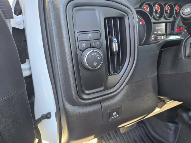 Used 2025 Chevrolet Silverado 1500 W/T RWD image 14