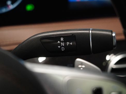 Used 2020 Mercedes-Benz S 560 4MATIC Sedan image 20