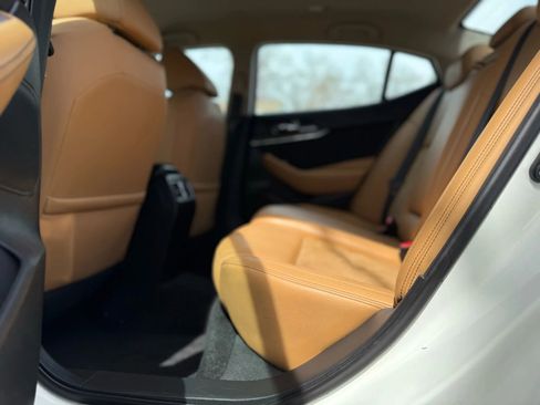 Used 2016 Nissan Maxima SR image 34