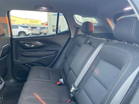 Used 2022 GMC Terrain SLE w/ Elevation Edition image 24