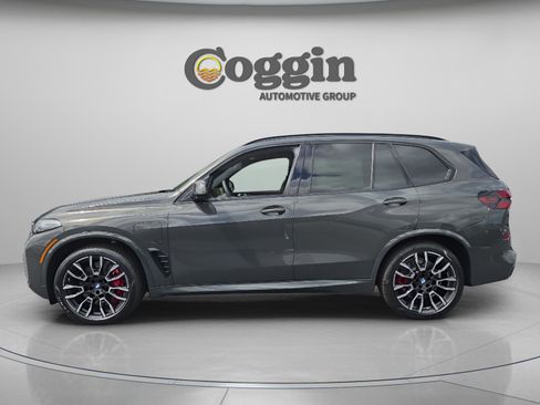 New 2026 BMW X5 xDrive50e w/ M Sport Package AWD/4WD image 2