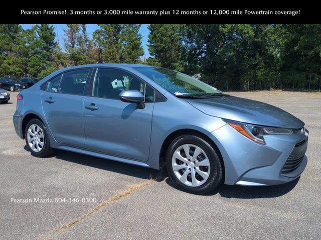 Used 2024 Toyota Corolla LE FWD image 2