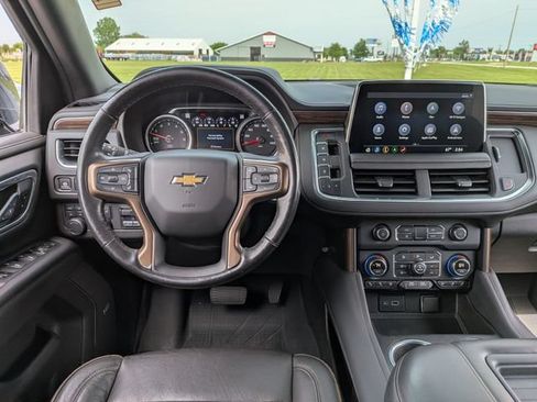 Used 2021 Chevrolet Tahoe High Country w/ Premium Package AWD/4WD image 33