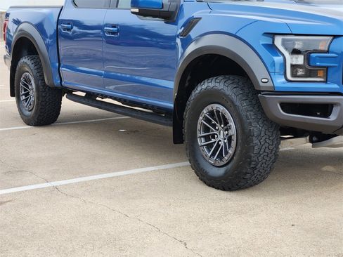 Used 2019 Ford F150 Raptor w/ Equipment Group 802A Luxury image 11