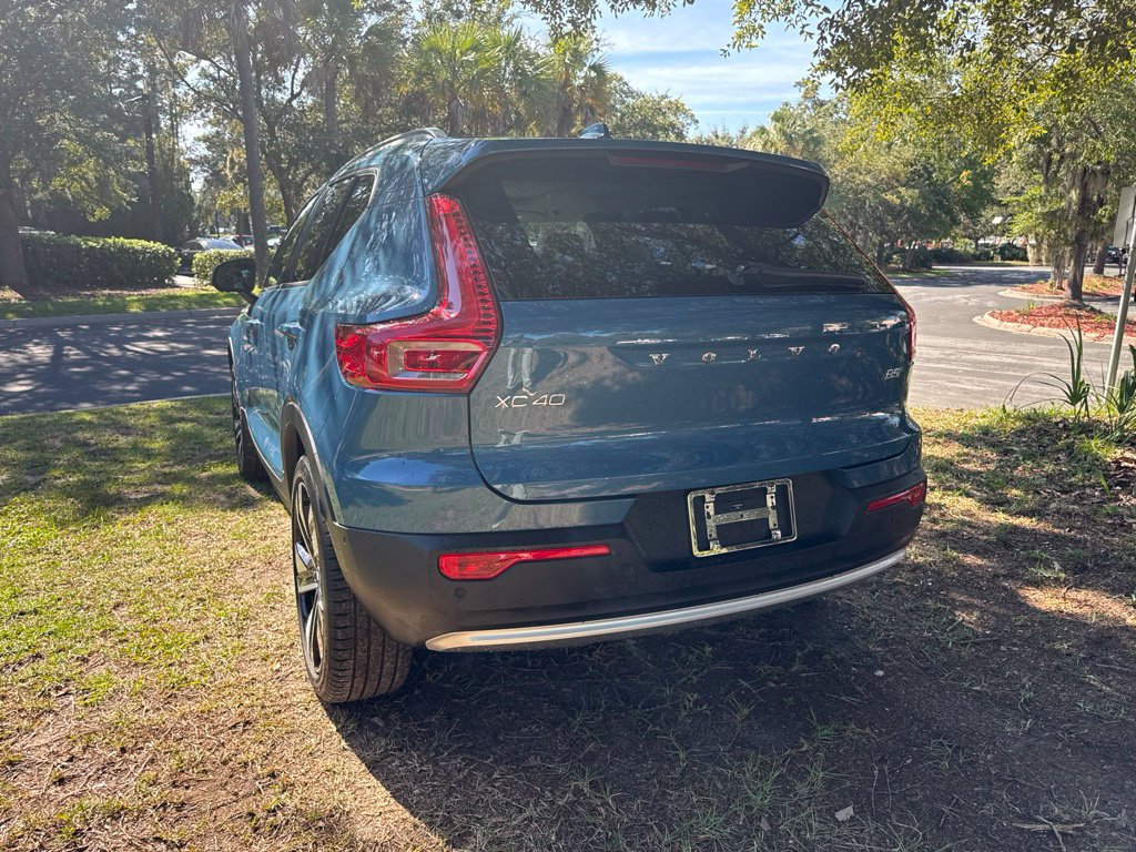 Used 2024 Volvo XC40 B5 Plus w/ Climate Package AWD/4WD image 6
